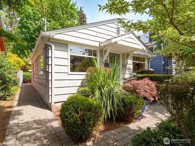 526 N 84th Street, Seattle, WA 98103