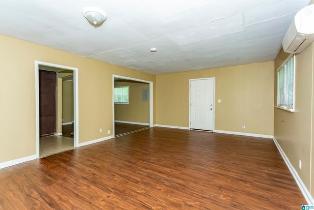 213 MEADOWDALE AVENUE, Birmingham, AL 35215