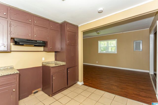 213 MEADOWDALE AVENUE, Birmingham, AL 35215