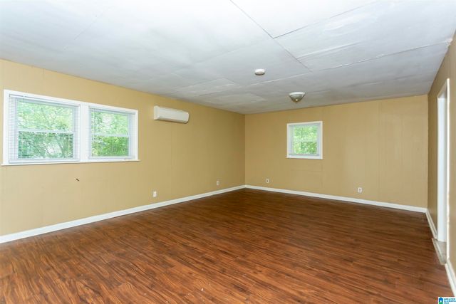 213 MEADOWDALE AVENUE, Birmingham, AL 35215
