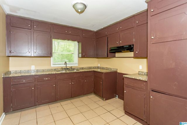 213 MEADOWDALE AVENUE, Birmingham, AL 35215