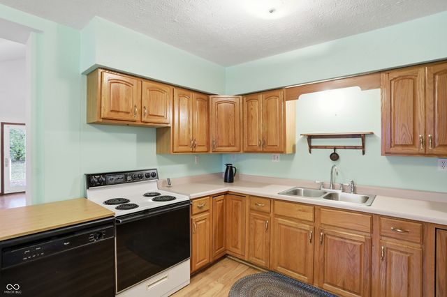 12674 Woodville Street, Noblesville, IN 46060