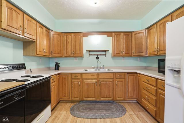 12674 Woodville Street, Noblesville, IN 46060