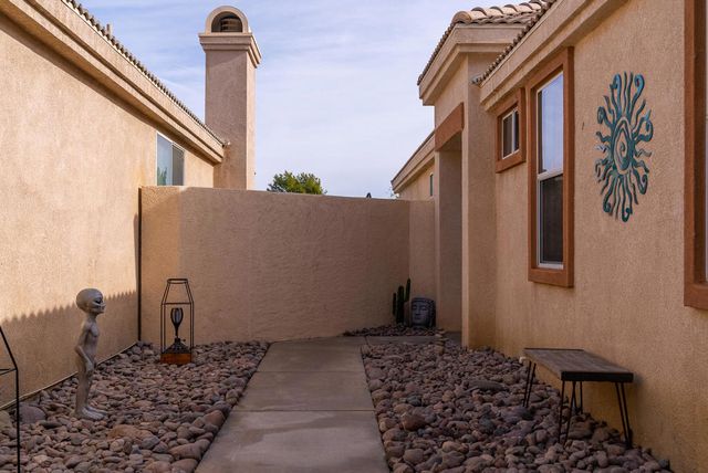 29348 W Laguna Drive, Cathedral City, CA 92234