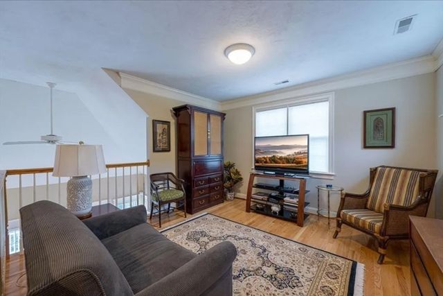 68 Charles Ct 68, Southborough, MA 01772
