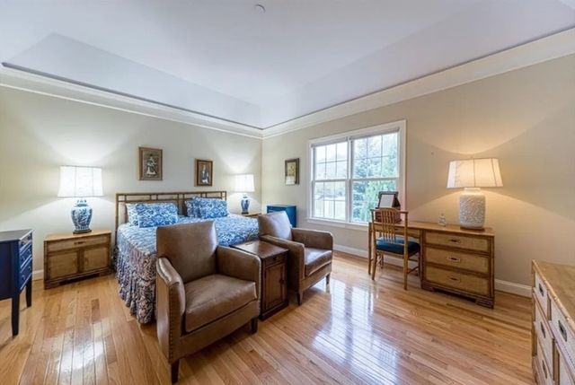 68 Charles Ct 68, Southborough, MA 01772