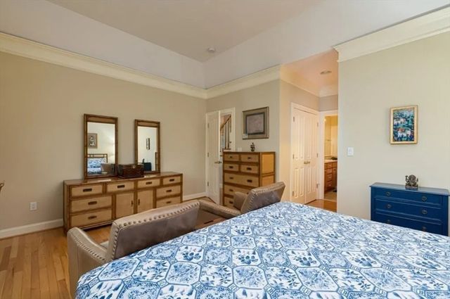 68 Charles Ct 68, Southborough, MA 01772