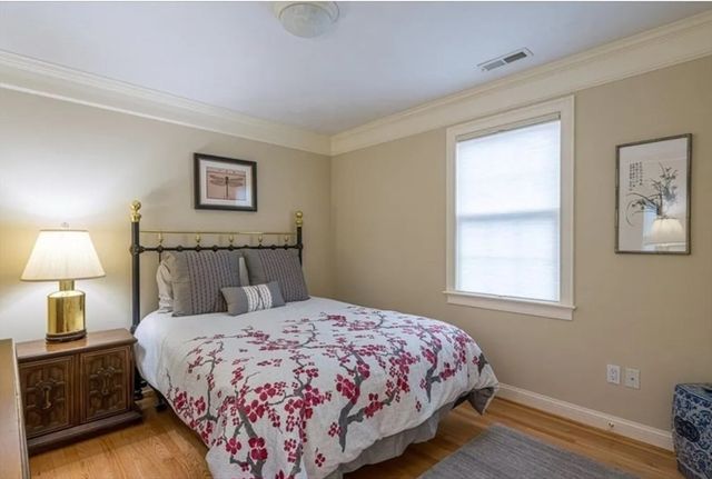 68 Charles Ct 68, Southborough, MA 01772