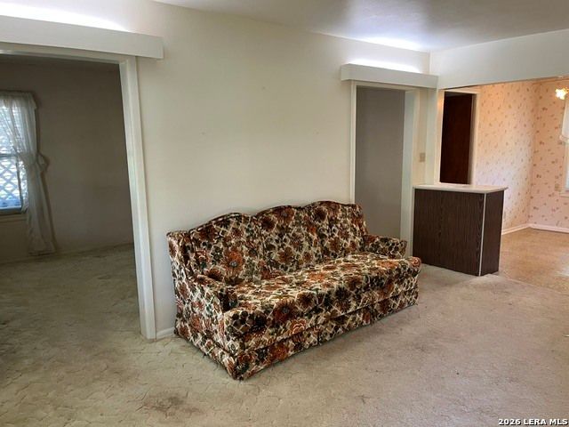 708 Sutton, Pleasanton, TX 78064