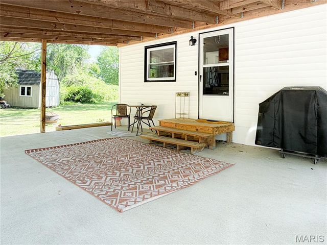 1121 2nd Avenue, Belleville, IL 62220