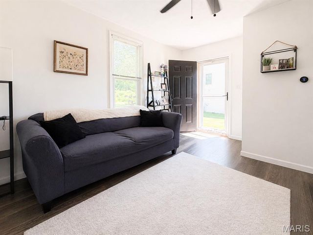 1121 2nd Avenue, Belleville, IL 62220