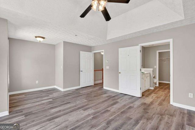 128 Creekwood Drive, Woodstock, GA 30188