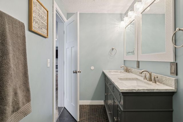 20885 Hardwood Road N, Forest Lake, MN 55025