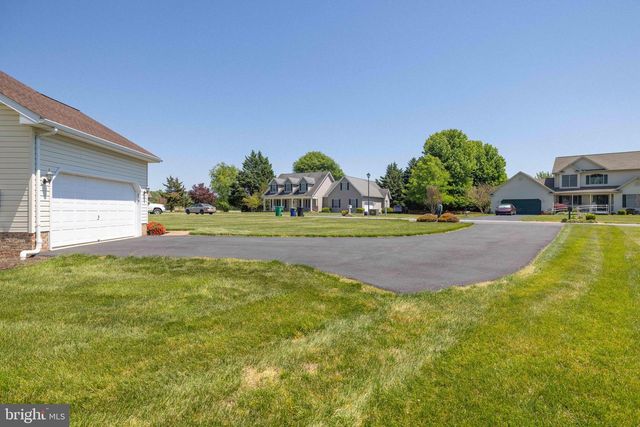 73 N RUNNING BROOK CT, Dover, DE 19904