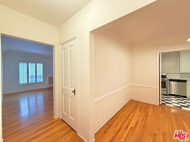 8472 Fountain Avenue, West Hollywood, CA 90069