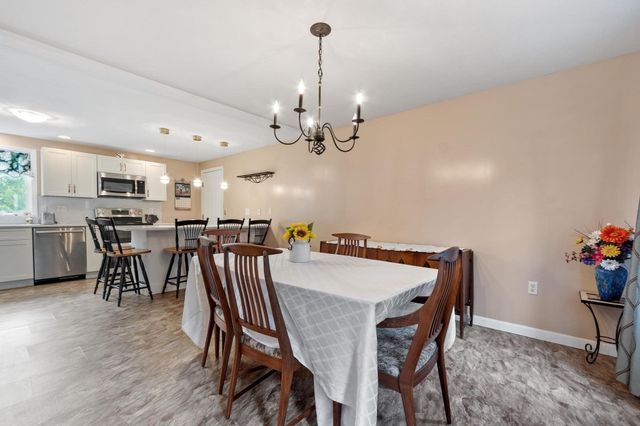 64 Jordans Way, Leominster, MA 01453
