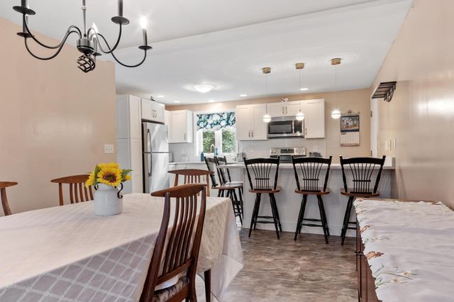 64 Jordans Way, Leominster, MA 01453