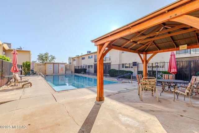 1776 S Palo Verde Ave Apt L4, Tucson, AZ 85713