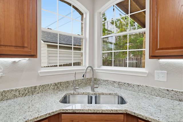 22366 CHIMAYO BND, San Antonio, TX 78258