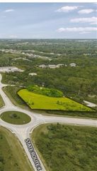 3.2 acres Hampton/45 Highway, Parkville, MO 64152