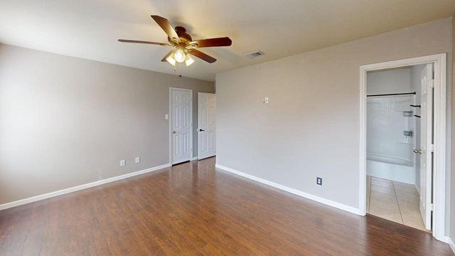 476 Eisenhower Lane, Lavon, TX 75166