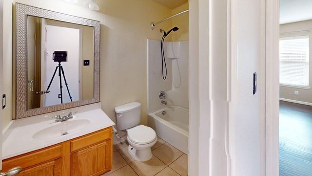 476 Eisenhower Lane, Lavon, TX 75166