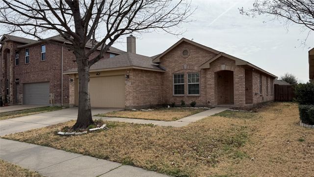 476 Eisenhower Lane, Lavon, TX 75166