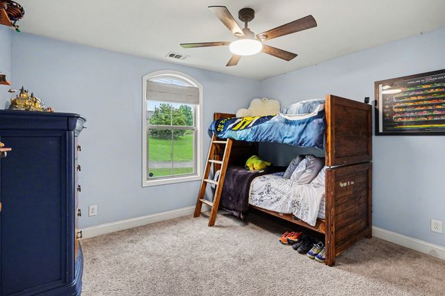 2016 Copper Kettle Cir, Pleasant View, TN 37146