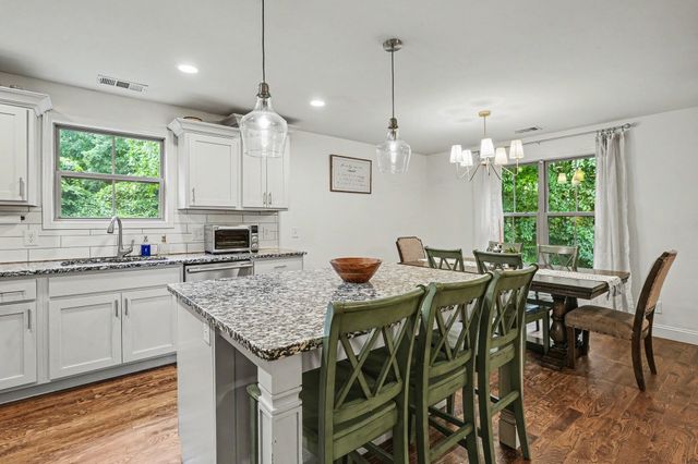 2016 Copper Kettle Cir, Pleasant View, TN 37146
