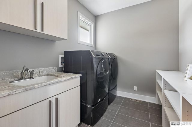 3229 S 186 Street, Omaha, NE 68130