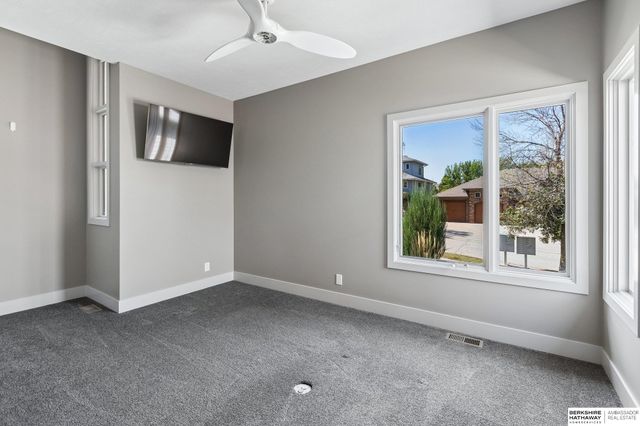 3229 S 186 Street, Omaha, NE 68130