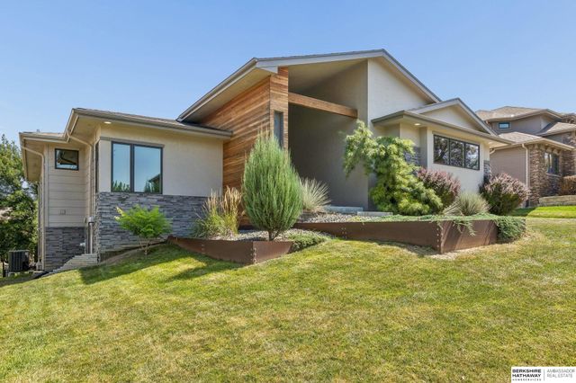 3229 S 186 Street, Omaha, NE 68130