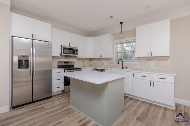 134 Easy Street, Cochran, GA 31014