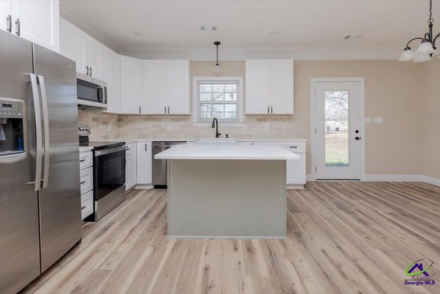 134 Easy Street, Cochran, GA 31014