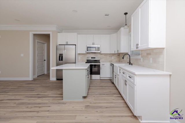 134 Easy Street, Cochran, GA 31014