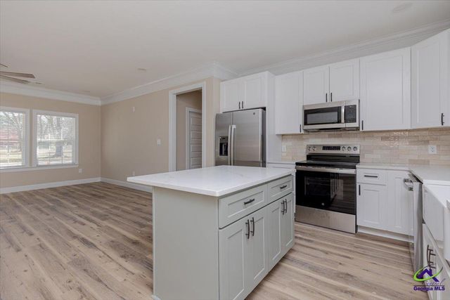 134 Easy Street, Cochran, GA 31014