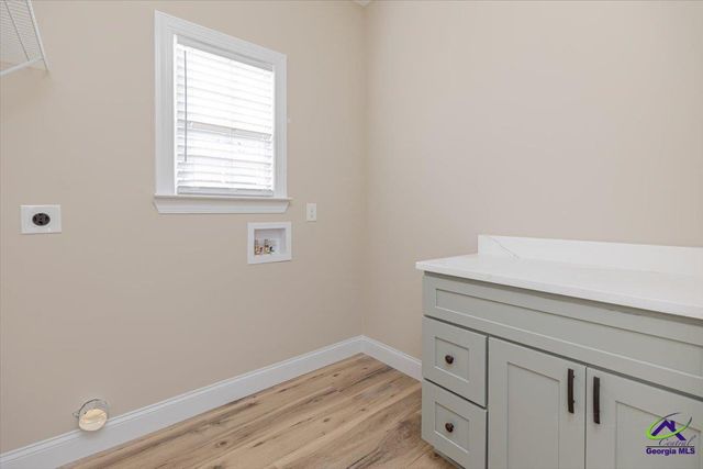 134 Easy Street, Cochran, GA 31014