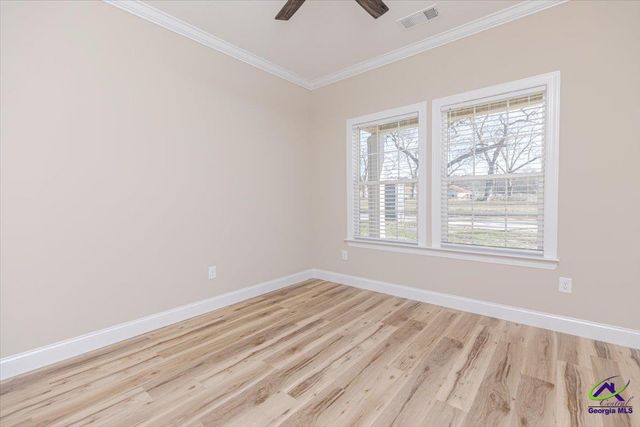 134 Easy Street, Cochran, GA 31014