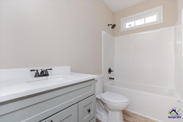 134 Easy Street, Cochran, GA 31014