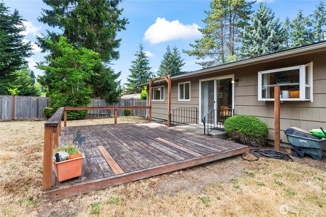 8710 33rd Street W, Tacoma, WA 98466
