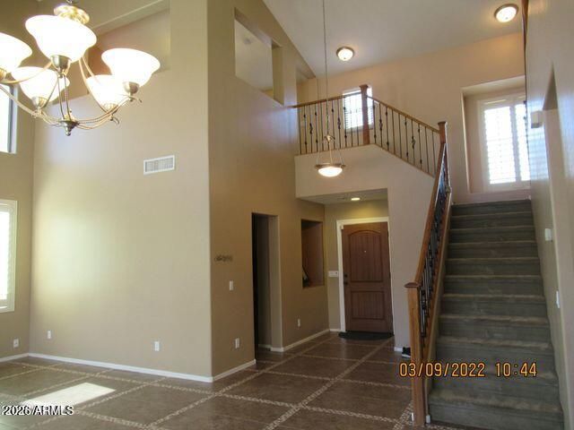 3928 E PARKVIEW Drive, Gilbert, AZ 85295