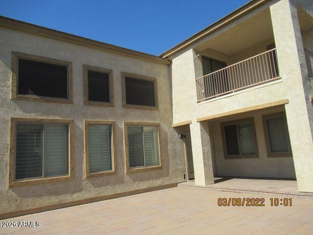 3928 E PARKVIEW Drive, Gilbert, AZ 85295