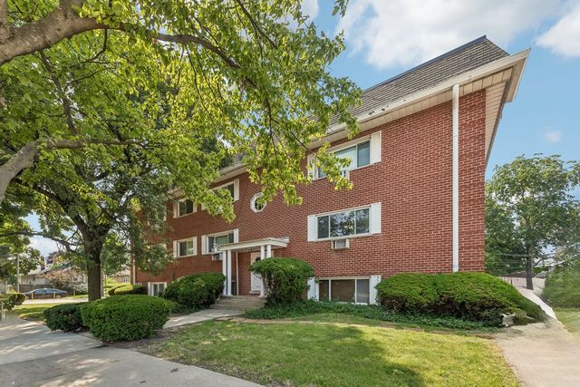 727 S Maple Avenue 102, Oak Park, IL 60304