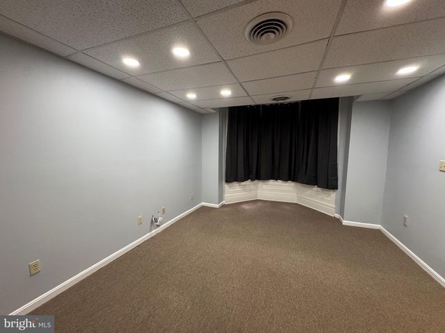 203 W JOHN ST, APT 4, Martinsburg, WV 25401