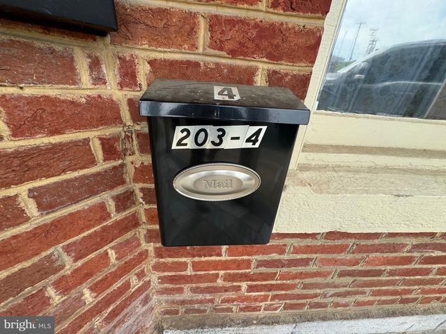 203 W JOHN ST, APT 4, Martinsburg, WV 25401