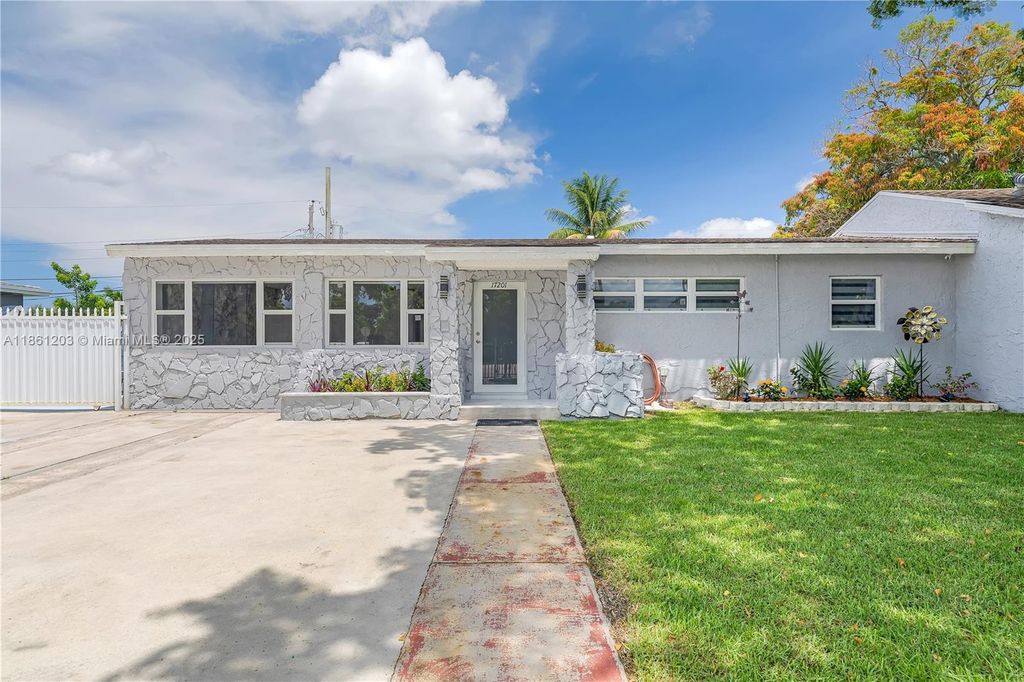 17201 NW 37th Ave, Miami Gardens, FL 33056