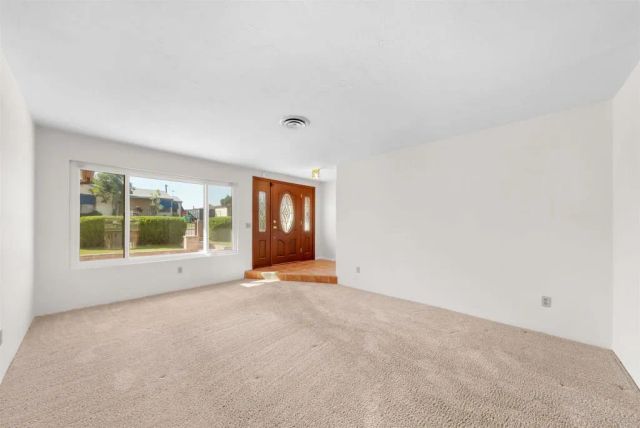 5535 San Mateo Drive, San Diego, CA 92114