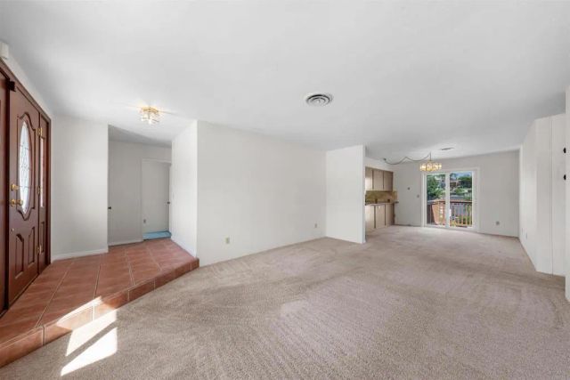 5535 San Mateo Drive, San Diego, CA 92114