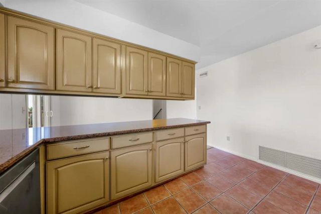 5535 San Mateo Drive, San Diego, CA 92114