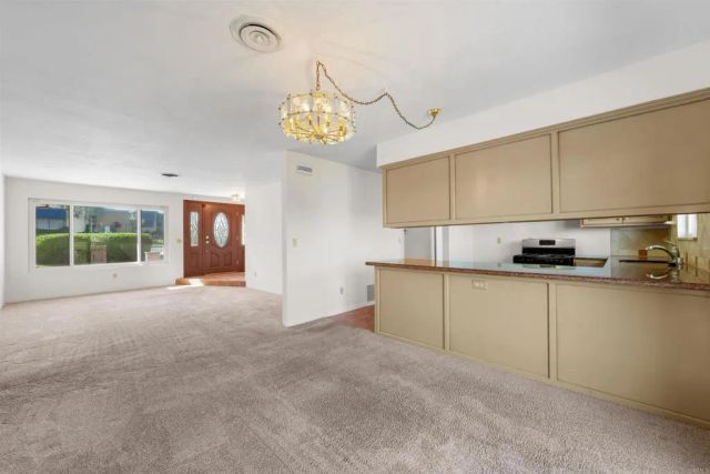 5535 San Mateo Drive, San Diego, CA 92114